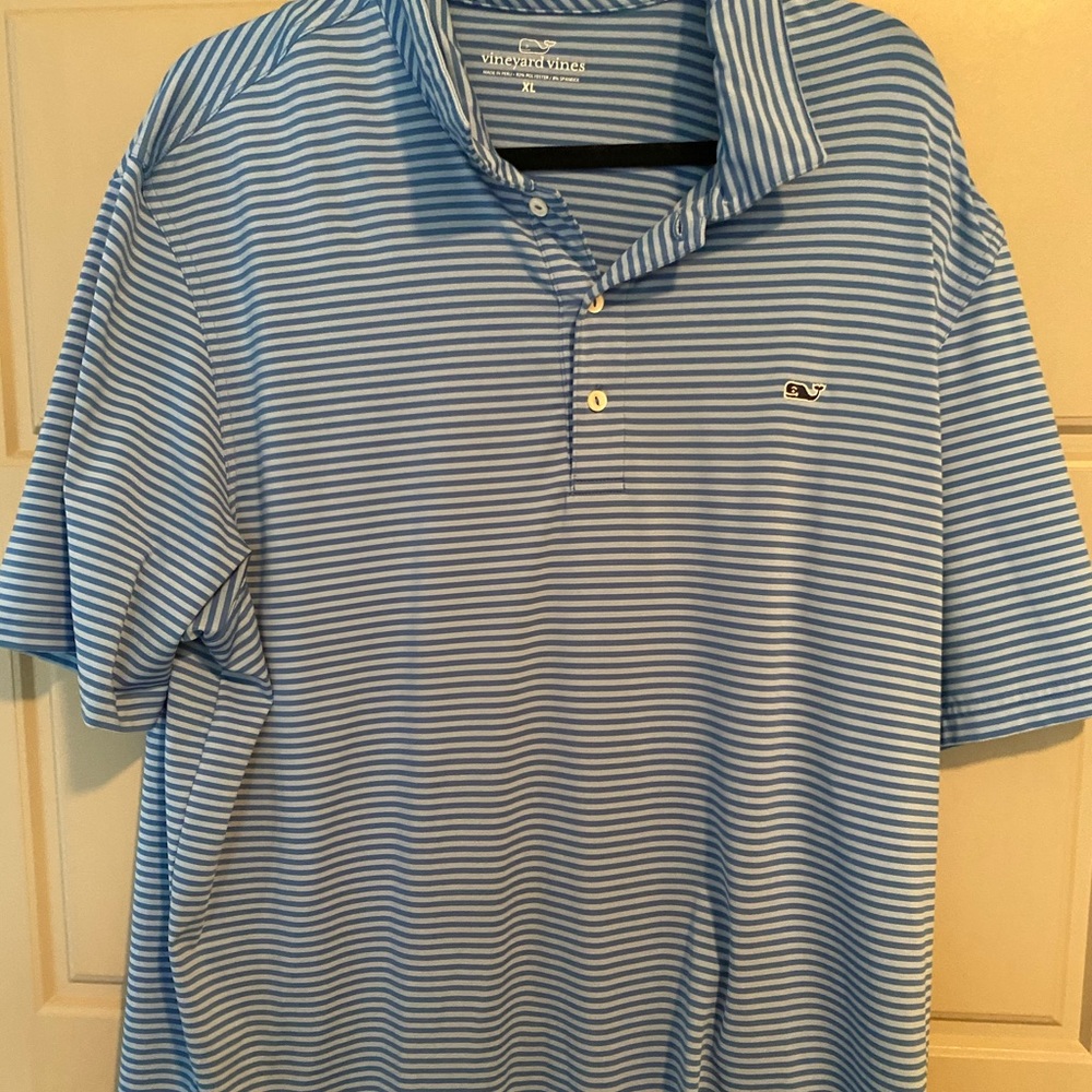 Vineyard vine polo